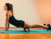 5 NAJWAŻNIEJSZYCH INFORMACJI O ROLOWANIU – zastosowanie w sporcie i rehabilitacji